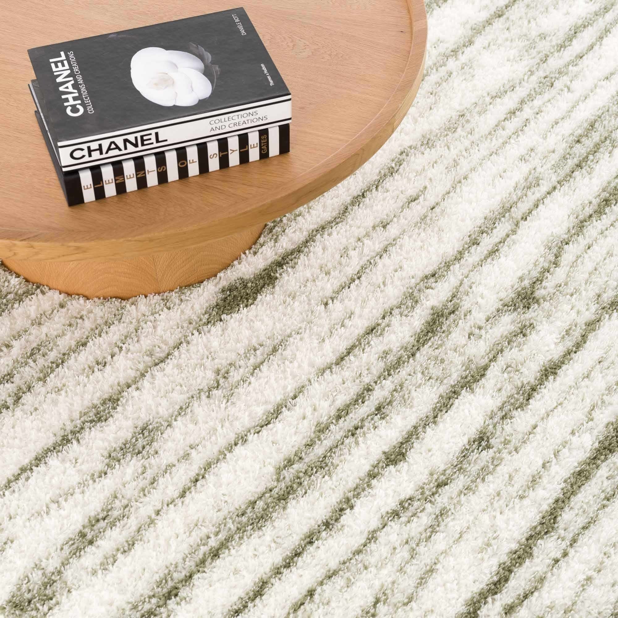 Lucus Green & White Shag Area Rug – Plush Modern Abstract Rug by Hauteloom