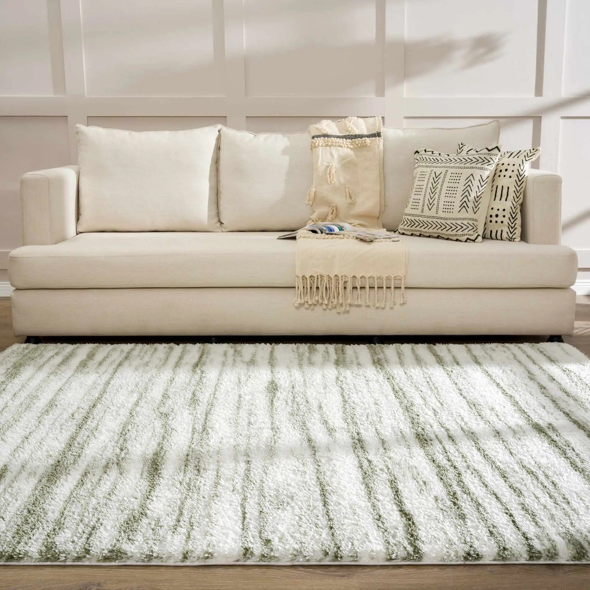 Lucus Green & White Shag Area Rug – Plush Modern Abstract Rug by Hauteloom