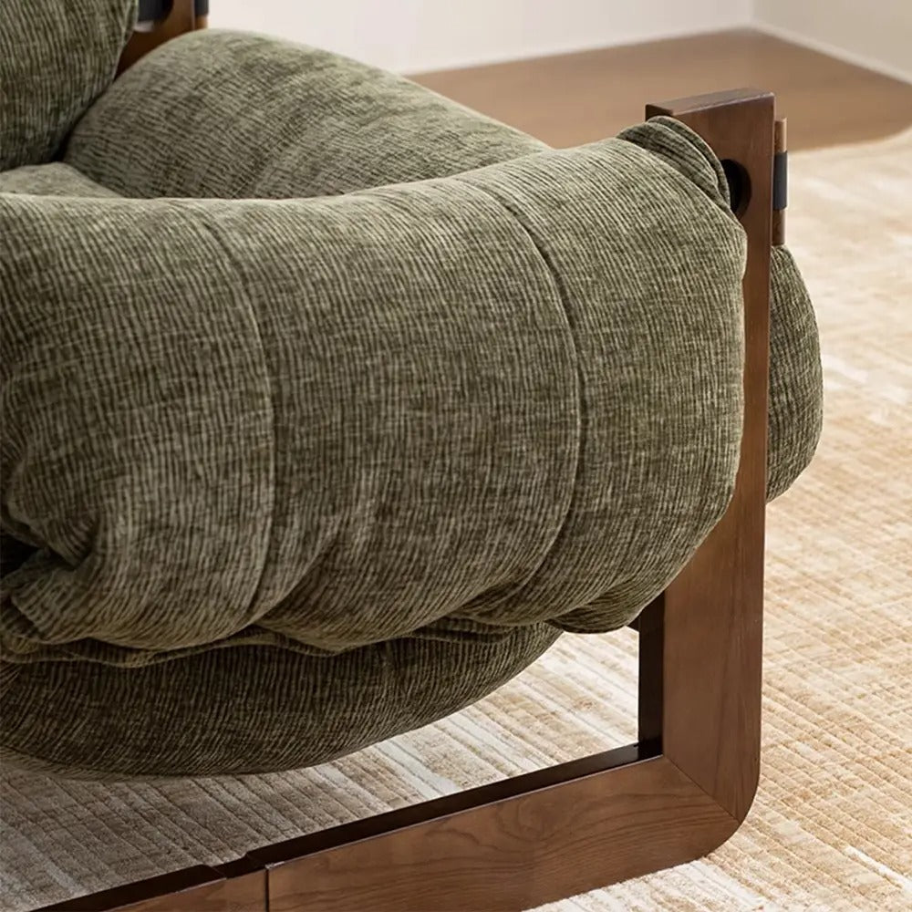 Retro Chenille Accent Lounge Chair – Solid Wood Frame with Plush Cushion, Removable Cover & Wide Armrests