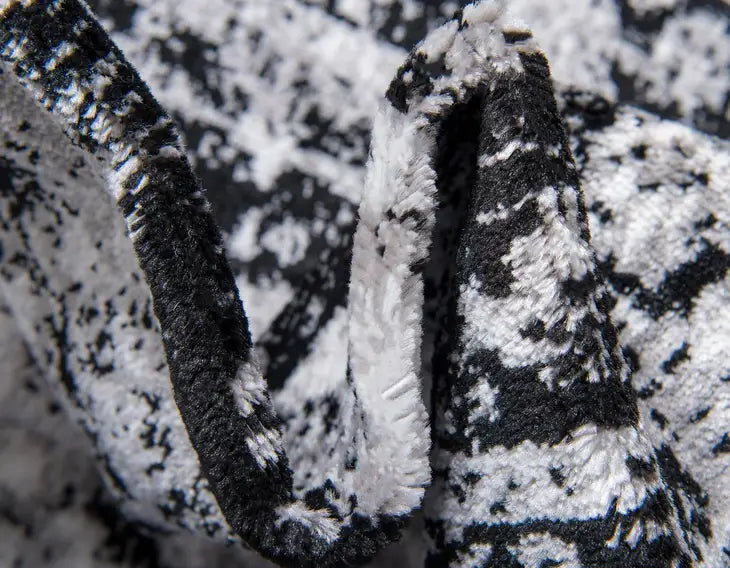 Traditional Salle Garnier Sofia Rug