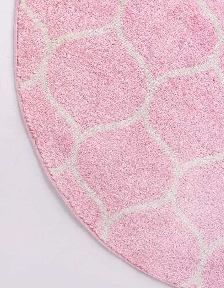 Geometric Rounded Trellis Frieze Rug (Round)