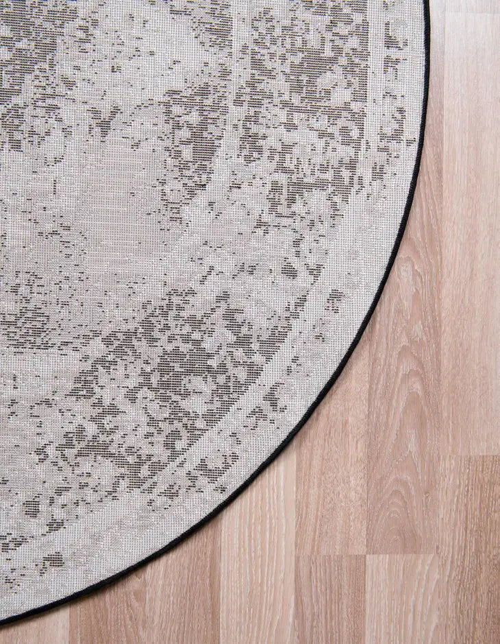 Traditional Salle Garnier Sofia Rug