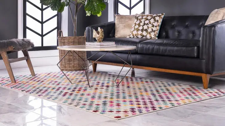 Modern Checkered Palm Bay Chromatic Rug