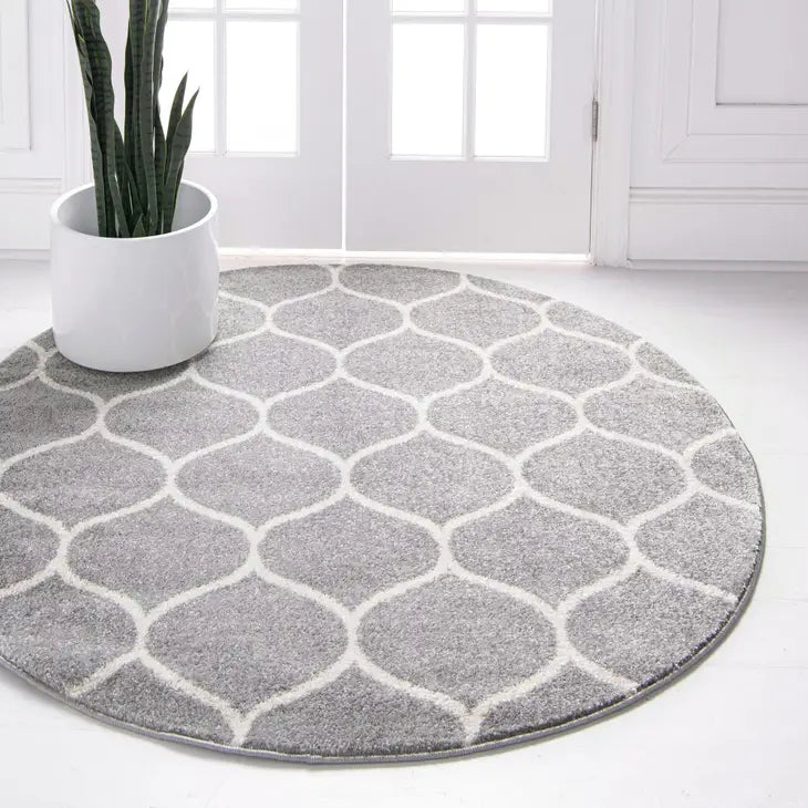 Geometric Rounded Trellis Frieze Rug (Round)