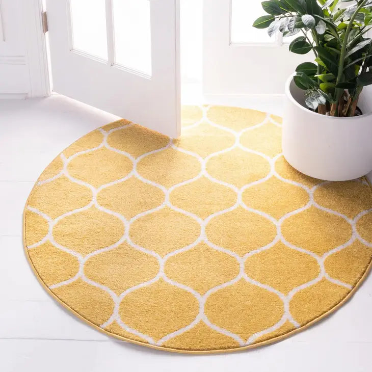 Geometric Rounded Trellis Frieze Rug (Round)