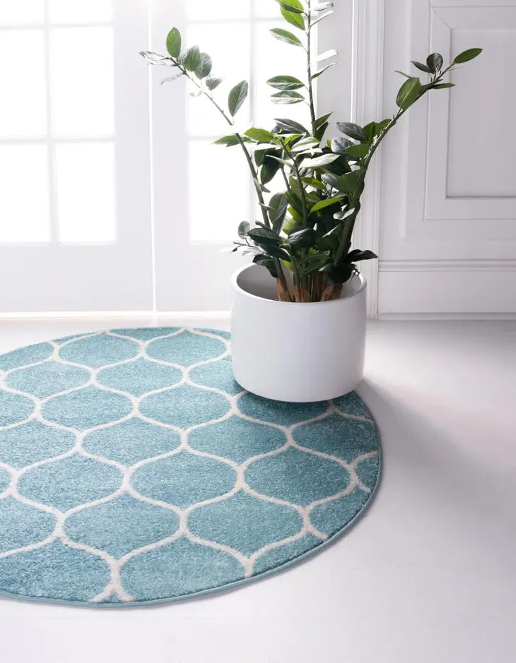 Geometric Rounded Trellis Frieze Rug (Round)