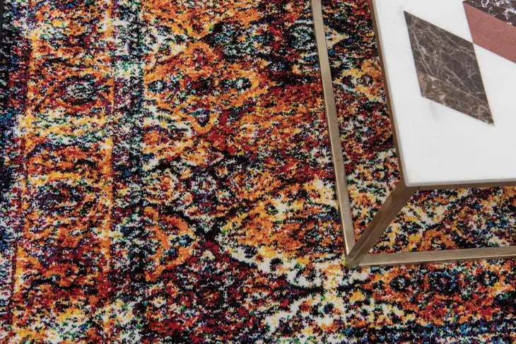 Traditional Distressed Vintage Rosso Rug