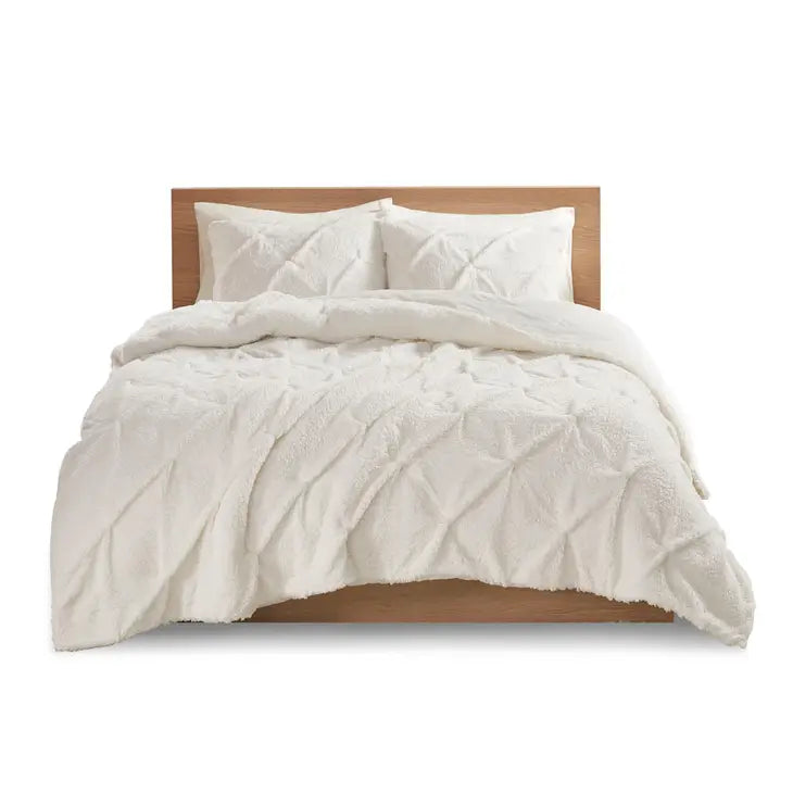 Sherpa Ivory Pintucked 3-Piece Comforter Set