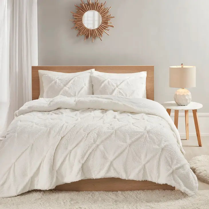 Sherpa Ivory Pintucked 3-Piece Comforter Set