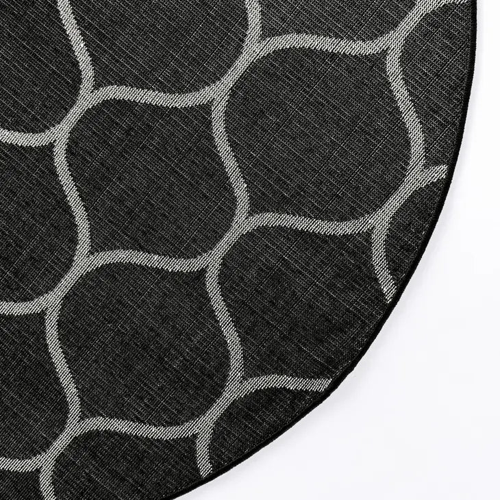 Geometric Rounded Trellis Frieze Rug (Round)