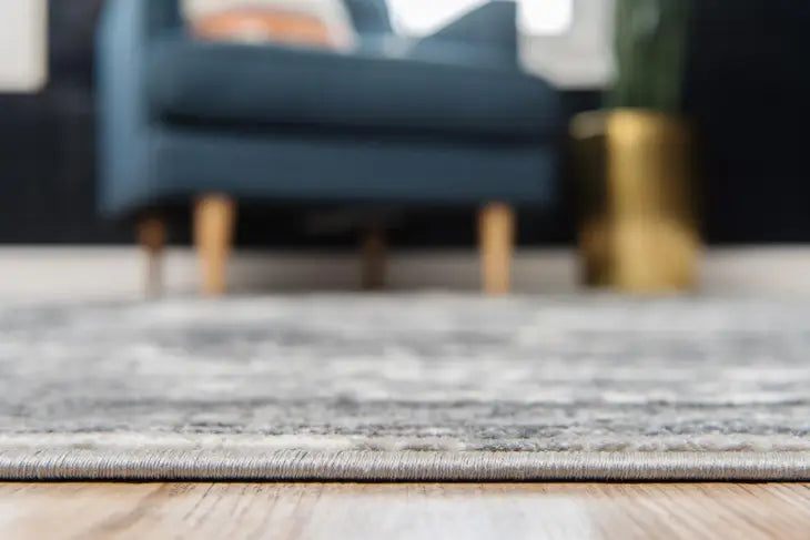 Traditional Salle Garnier Sofia Rug