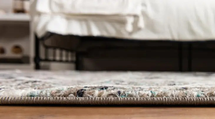 Geometric Rounded Trellis Frieze Rug (Round)