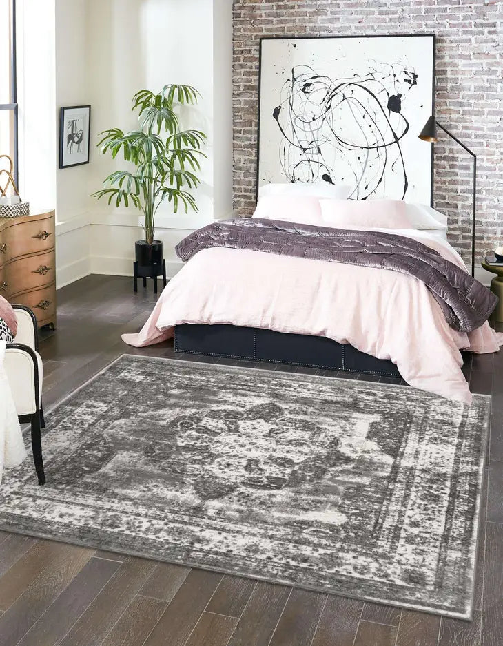 Traditional Salle Garnier Sofia Rug