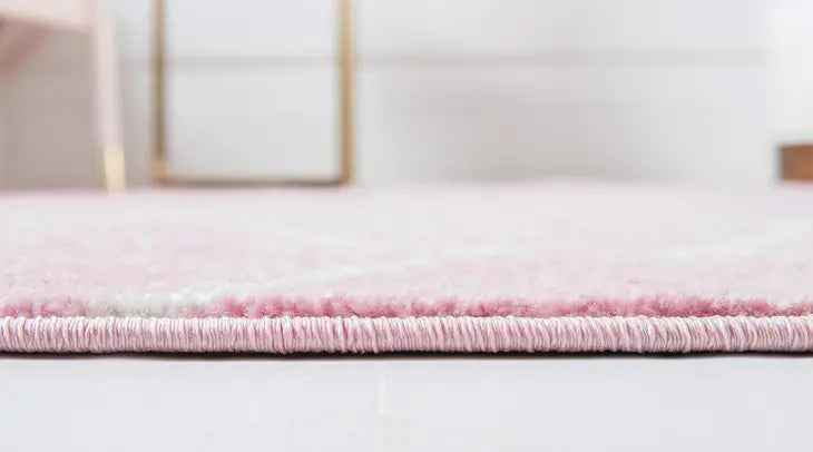 Geometric Rounded Trellis Frieze Rug (Round)