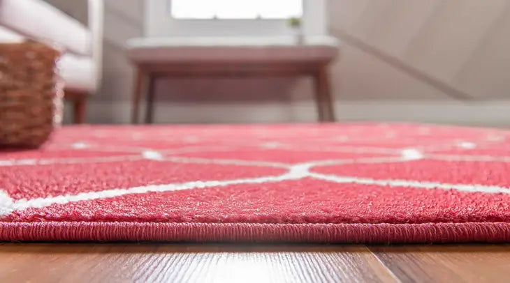 Geometric Rounded Trellis Frieze Rug (Round)