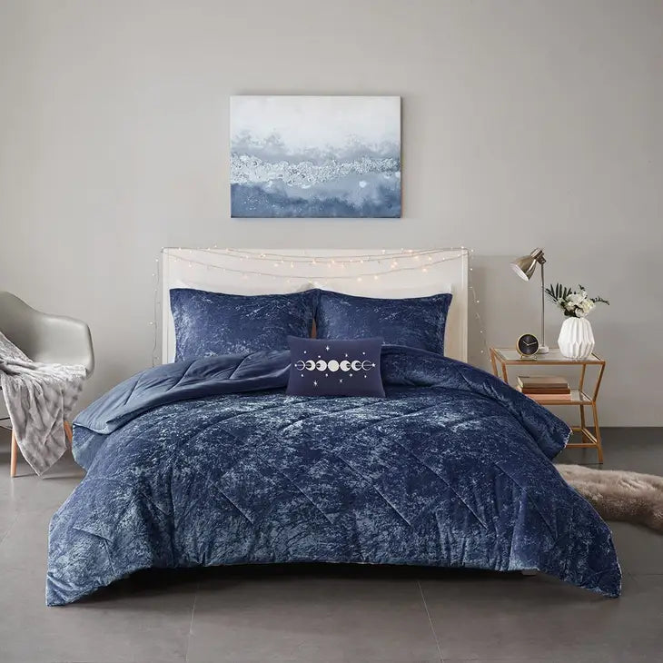 Crushed Velvet 4-Piece Comforter or Duvet Cover Set, Blue
