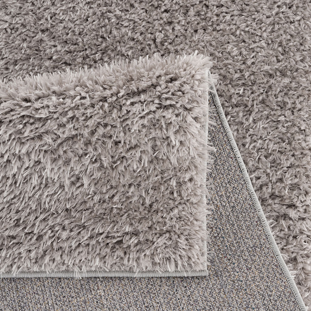 Super Soft Polyester Shag Area Rug 4' x 6'