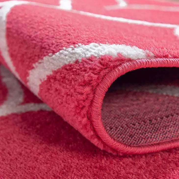 Geometric Rounded Trellis Frieze Rug (Large Rectangular)