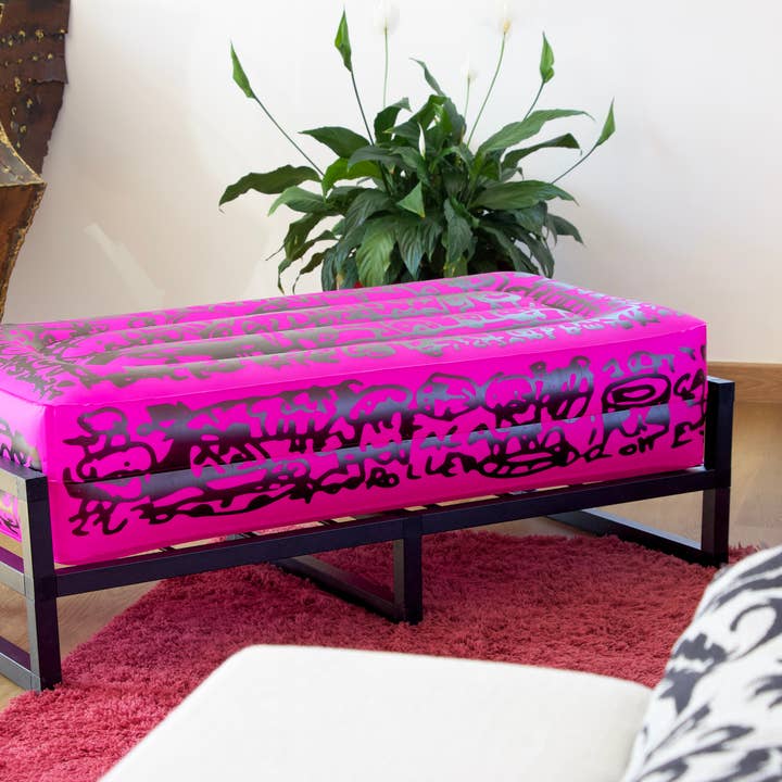 Yomi Nep Luminous Pink Design Bench in Aluminum and Tpu