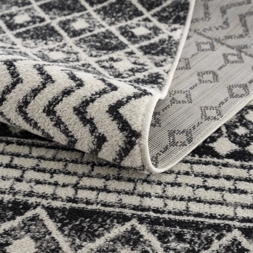 Hauteloom Constantin Area Rug – Black & Ivory Aztec Moroccan Boho Farmhouse Style, Machine-Woven Polypropylene, Medium Pile