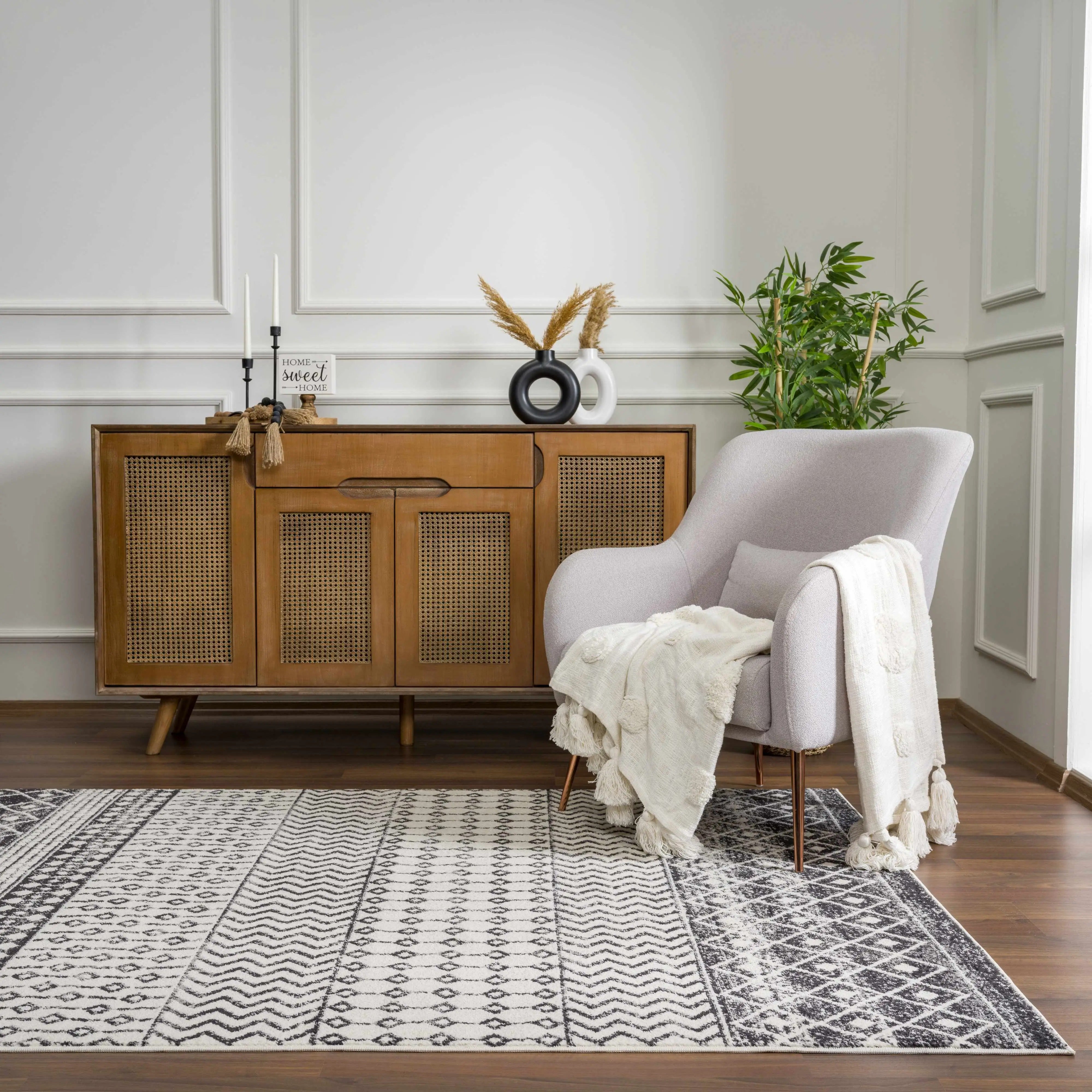 Hauteloom Constantin Area Rug – Black & Ivory Aztec Moroccan Boho Farmhouse Style, Machine-Woven Polypropylene, Medium Pile