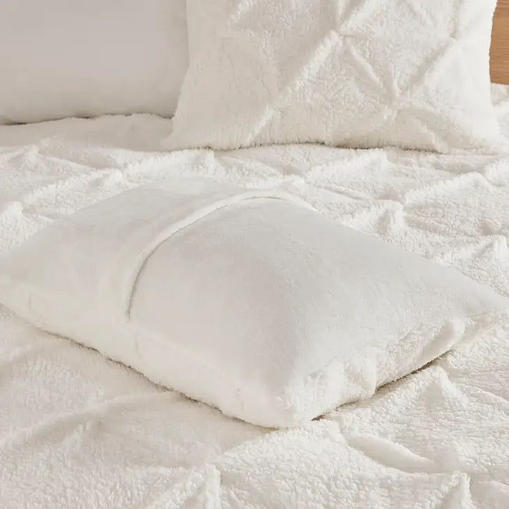 Sherpa Ivory Pintucked 3-Piece Comforter Set