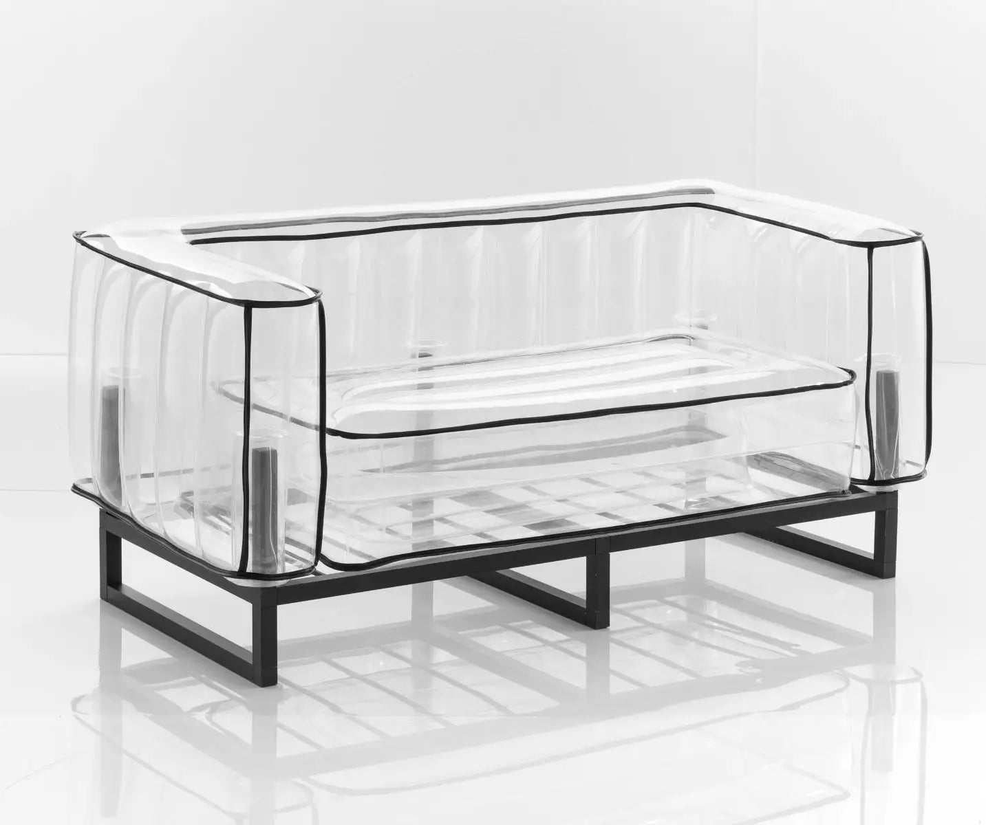 Yomi Style Aluminium and TPU Clear/Black Sofa