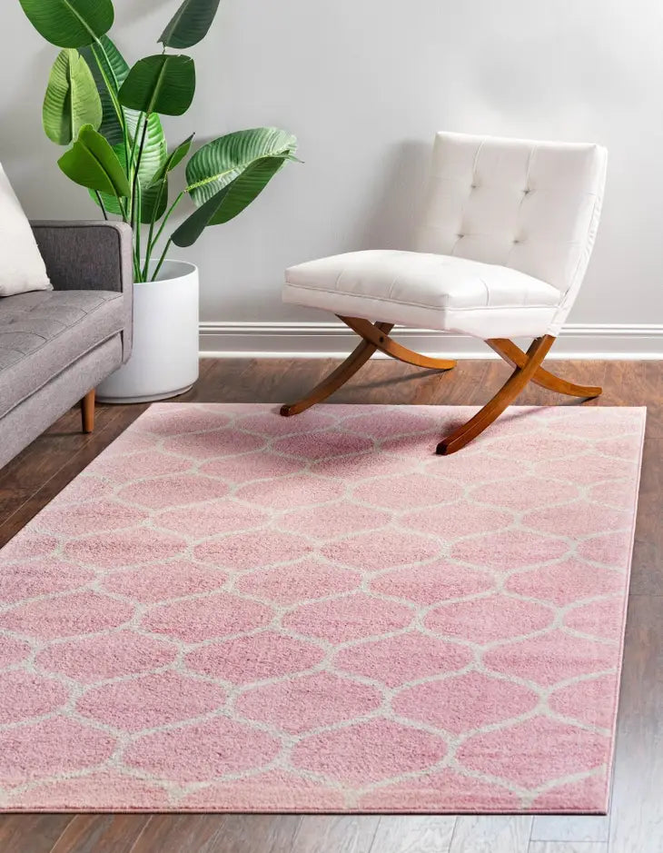 Geometric Rounded Trellis Frieze Rug (Large Rectangular)